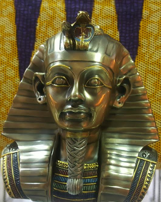 King (Pharaoh)  Tut of Ancient Kemet 8 inch Bronze Bust Statue